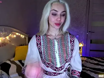 Stripchat Live Porn of LillyMoure_