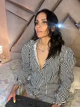 Stripchat Adult Webcams of sophie_pariss