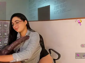 Stripchat Adult Webcams of Juli_Casanova