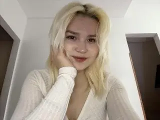 Xlovecam Free Porn Cam of SweetLilyy