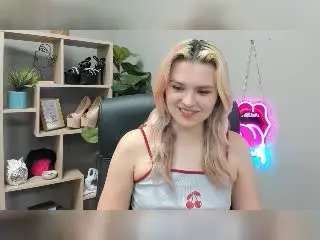 Xlovecam Best live sex cam show of SweetLilyy