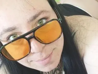Xlovecam Live Sex of MillaSouReety