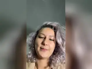 Xlovecam Sex Cam of ElenaSaenz