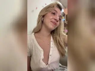 Xlovecam Adult Webcams of SugarrX