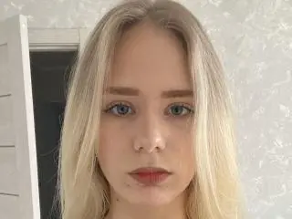 Xlovecam Live Sex of CandiceLothringer