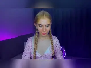 Xlovecam Live Sex Cam of BarbaraBlum