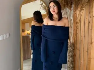 Xlovecam Live Sex Cam of Toramikaa