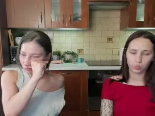 Xlovecam Best Webcam of HotCaramelsTrio