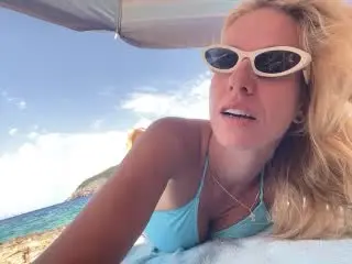 Xlovecam Sex Cam of SandraSwweet