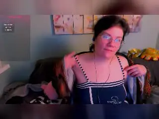Xlovecam Live Sex Cam of EverlyRays