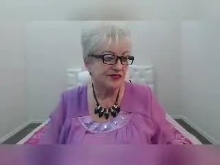 Xlovecam Free Live Porn of KayleSmoll