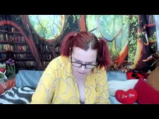 Xlovecam Free Porn Cam of BigTitsXHot