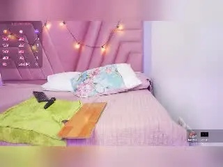 Xlovecam Sex Chat of SkinnySamantha
