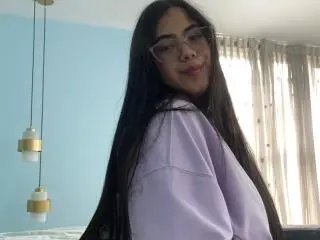 Xlovecam Private Sex Chat of CurvyBuff