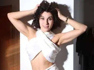 Xlovecam Watch Live Sex Cams of CurliestSue