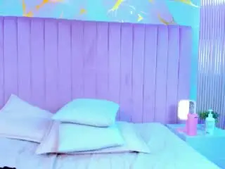 Xlovecam Live Sex of NaiaSanders