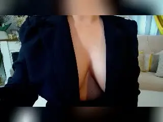Xlovecam Live Sex Cam of Malvvy