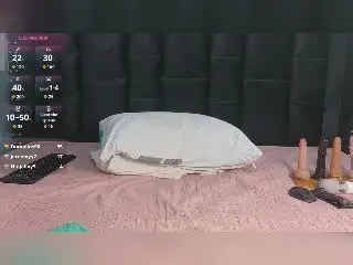 Xlovecam Private Sex Chat of Shaaron