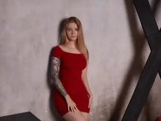 Xlovecam Best Webcam of SirenaHardmann