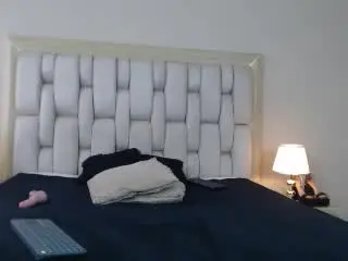 Xlovecam Best live sex cam show of MilenaPons