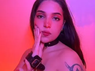 Xlovecam Free Porn Cam of KatarinaNovak