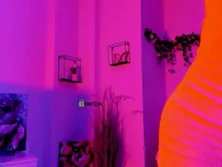 Xlovecam Nude Webcam of MiaNikki