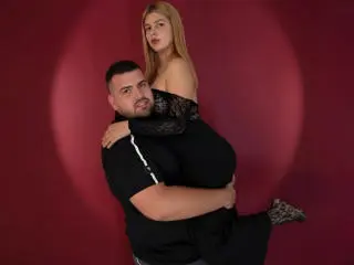 Xlovecam Private Sex Chat of EmelyRoberto