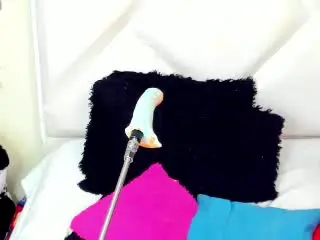Xlovecam Free Live Porn of LinaaPrincess